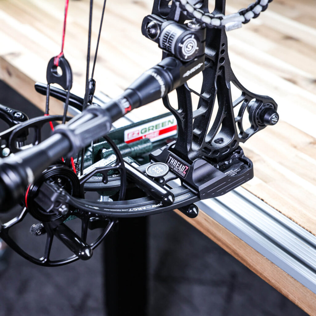archery-bow-vise-green-egv1001-5