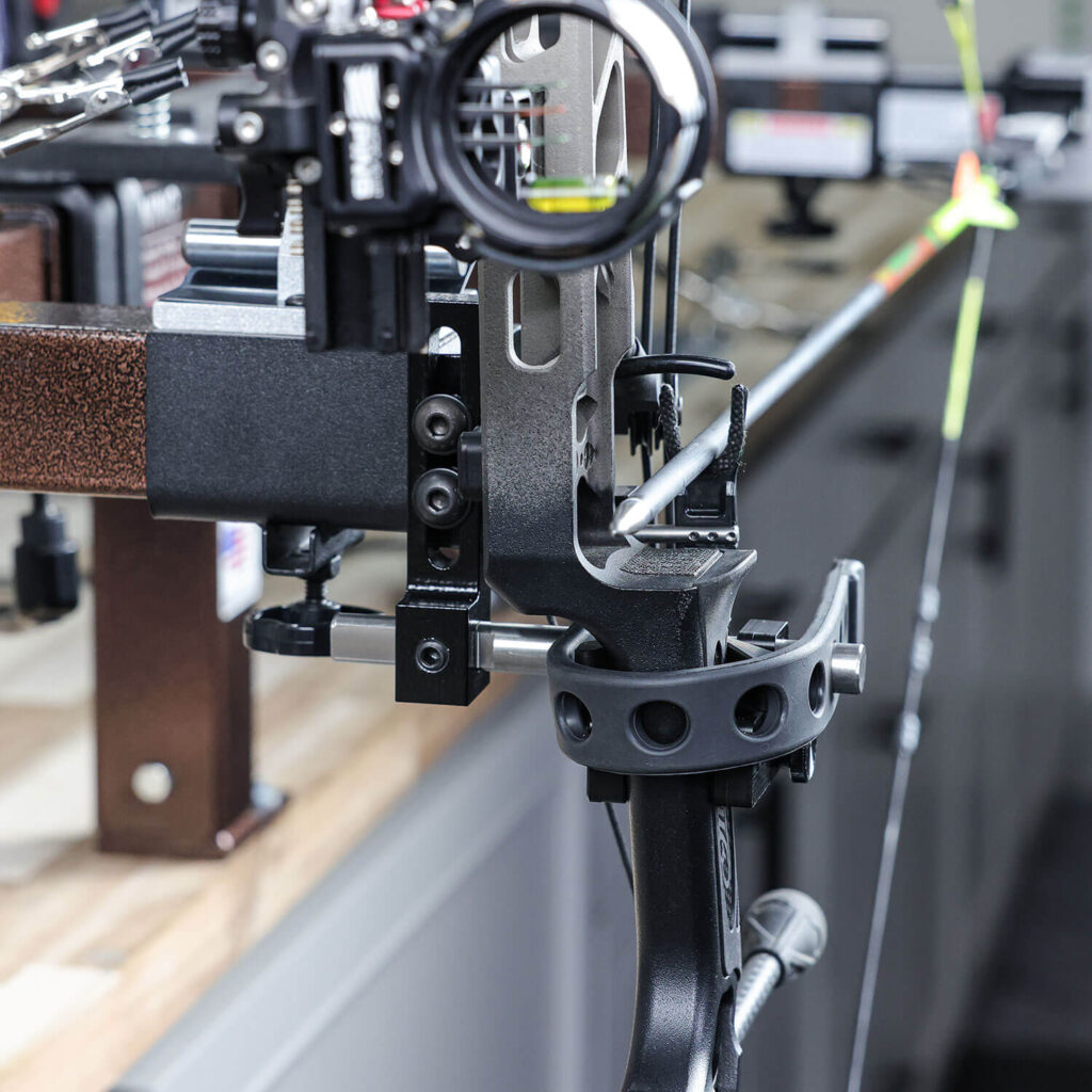 archery-precision-bow-holder-dbbs1002-2
