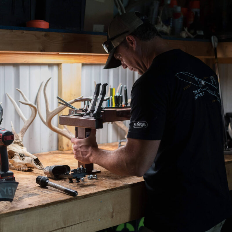 Non-Pivoting Bow Presses